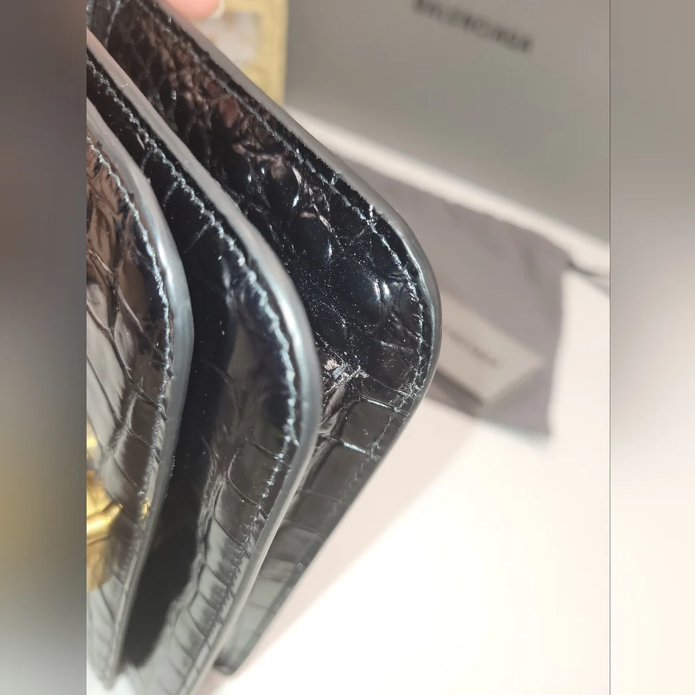 BALENCIAGA B DOT Wallet On Chain - Picture 8 of 10